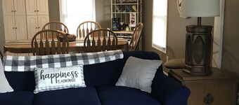 Quiet, 3 bedroom & 1 bath get-a-way. Near Lake Erie for fishing & skiing resorts