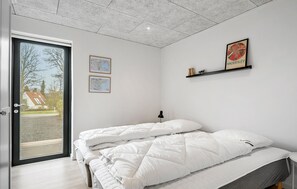 3 makuuhuonetta, vauvan matkasänky, ilmainen Wi-Fi