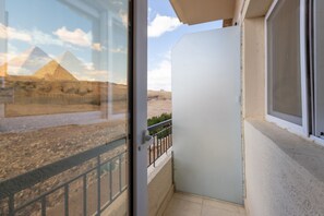 Balcony view - Soul Pyramids & Valley Temple View  (Giza)