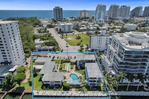 Exterior - Oceanfront Oasis, Charming 1BR Getaway! (Fort Lauderdale)