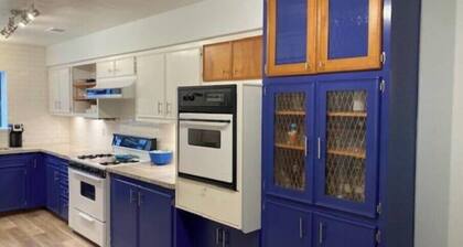 Big rancher in quiet neighborhood w/ fireplace