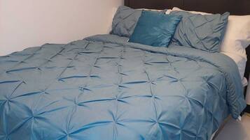 1 soverom, strykejern/-brett, wi-fi og sengetøy