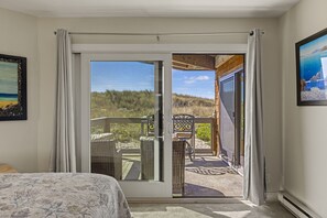 2 slaapkamers, een strijkplank/strijkijzer, gratis wifi, beddengoed