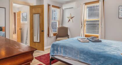 directly in the heart of Ptown, lots of room for fun and friends w/parking