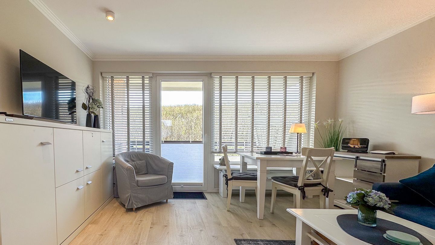 Fernseher, Stereoanlage