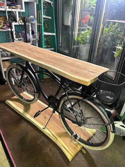 Tracks & Trails Cottage