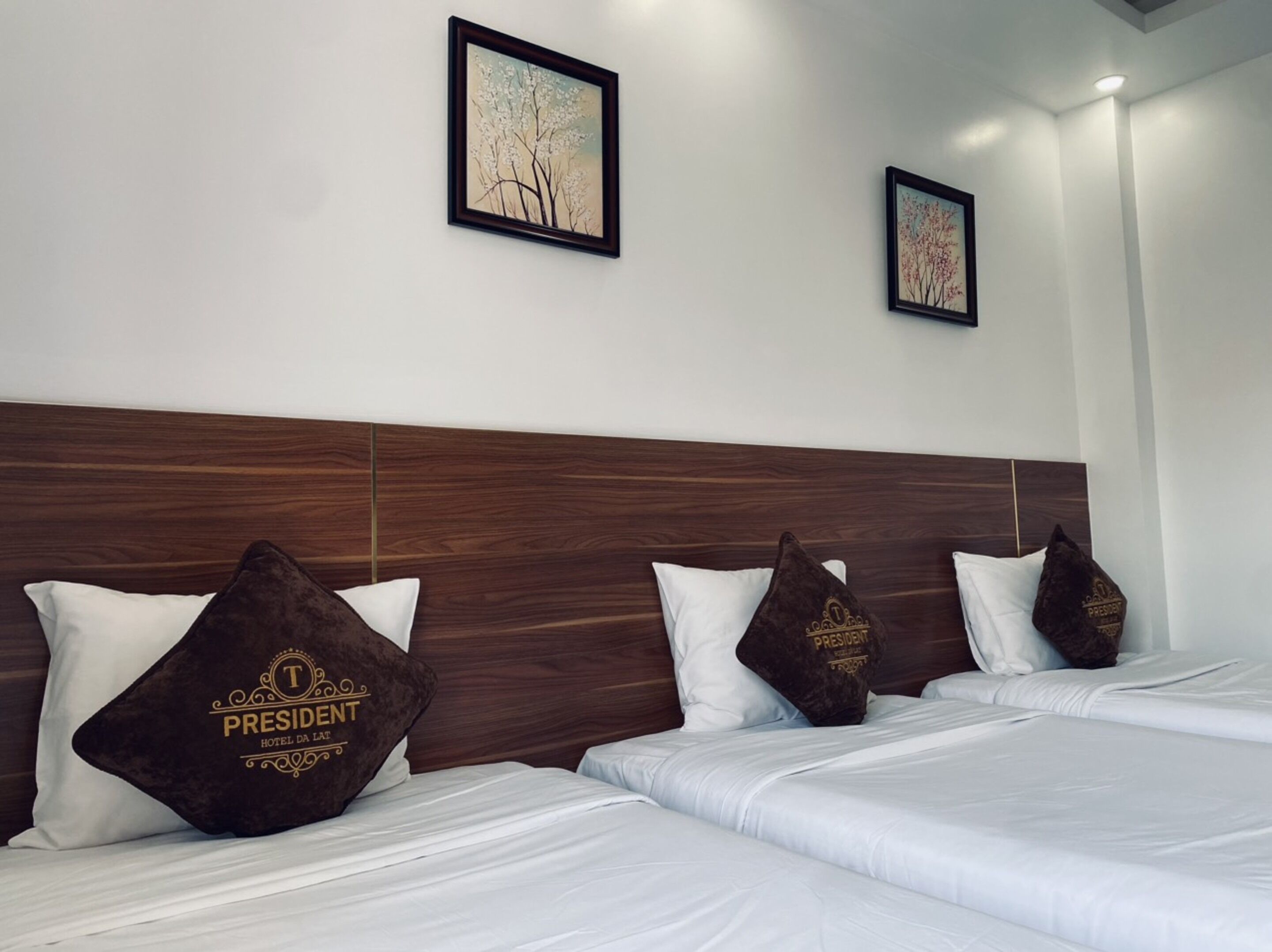 Deluxe Triple Room | Premium bedding, minibar, desk, free WiFi