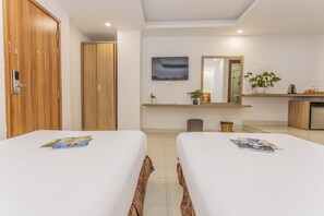 Ropa de cama de alta calidad, minibar, escritorio y wifi gratis