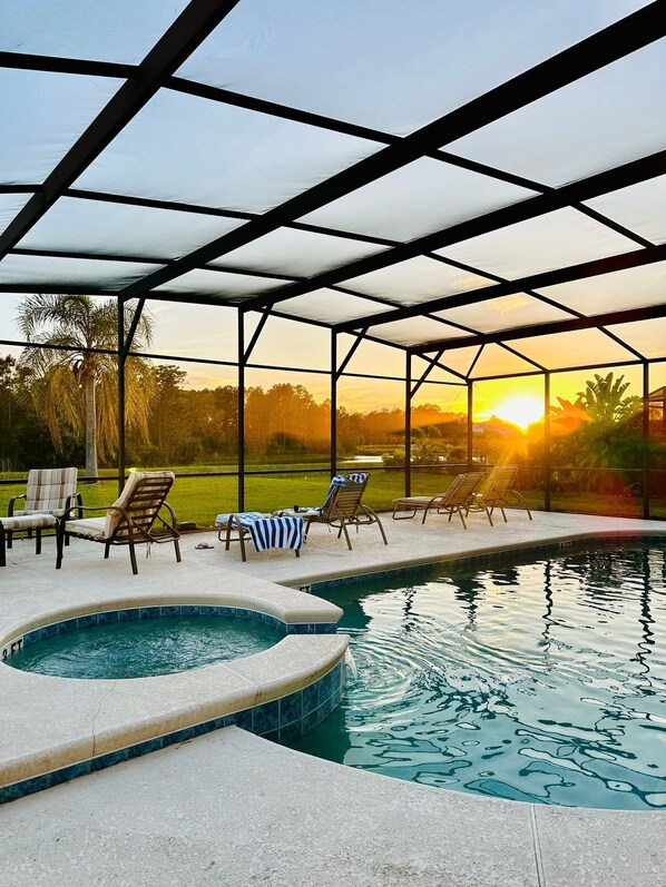 屋外プール、温水プール