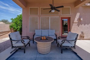 Terrace/patio - Rare 3 FULL bathroom home in golf community W/ private pool. Experienced Host. (Mesa)