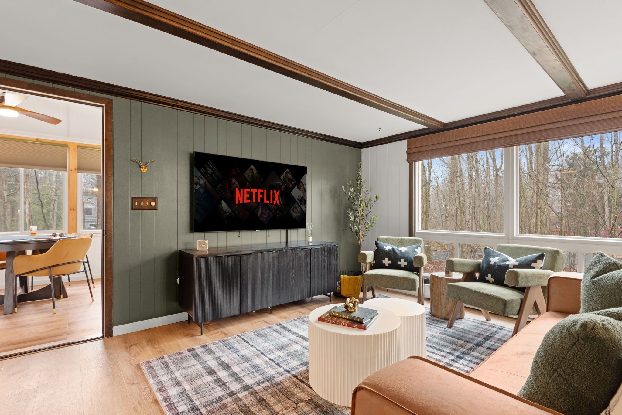 スマートテレビ、テレビゲーム、書庫、ミュージックライブラリ