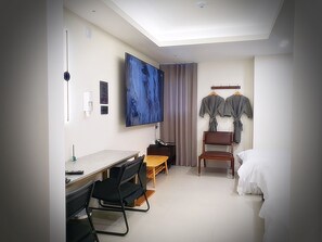 Ropa de cama de alta calidad y colchones con acolchado adicional