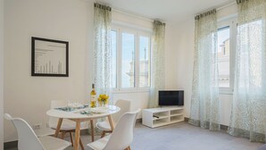 Uklassifisert bilde, 2 av 23, knapp