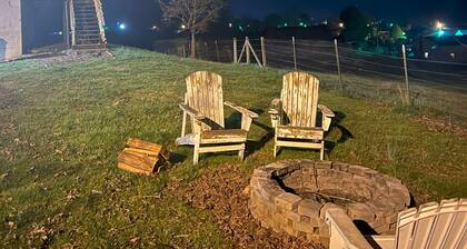 Mountain House near the Appalachian Trail, Watauga Lake, Bristol, & Johnson City