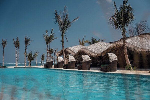 Outdoor pool - ARYA Sumba (Kodi)