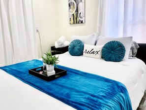 4 chambres, fer et planche à repasser, Wi-Fi, draps fournis