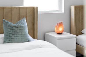 2 makuuhuonetta, silitysrauta/-lauta, ilmainen Wi-Fi, vuodevaatteet