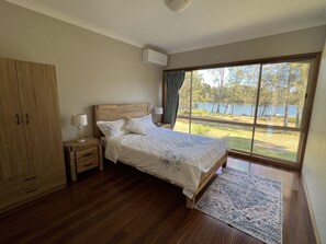 4 chambres, fer et planche à repasser, Wi-Fi gratuit, draps fournis