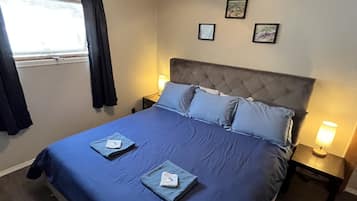 2 chambres, fer et planche Ă repasser, Wi-Fi, draps fournis