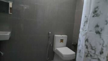 Family Quadruple Room, 1 Bedroom, Garden View | Garden view
