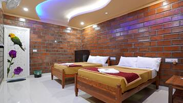 Superior Quadruple Room | 1 bedroom, individually furnished, free WiFi, bed sheets