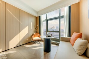 Executive King Bed Room | View from room - Elephant Hotel (Zhuhai)