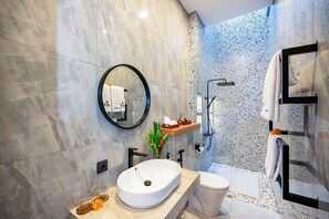 Pancuran mandi, hulu semburan mandi hujan 