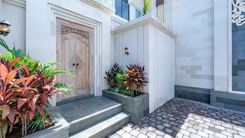 Bagian depan properti