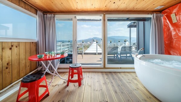 Basic Room, 2 Bedrooms (205 alicia) | 1 bedroom, free WiFi - Gyeongju Star spa Pension (Gyeongju)