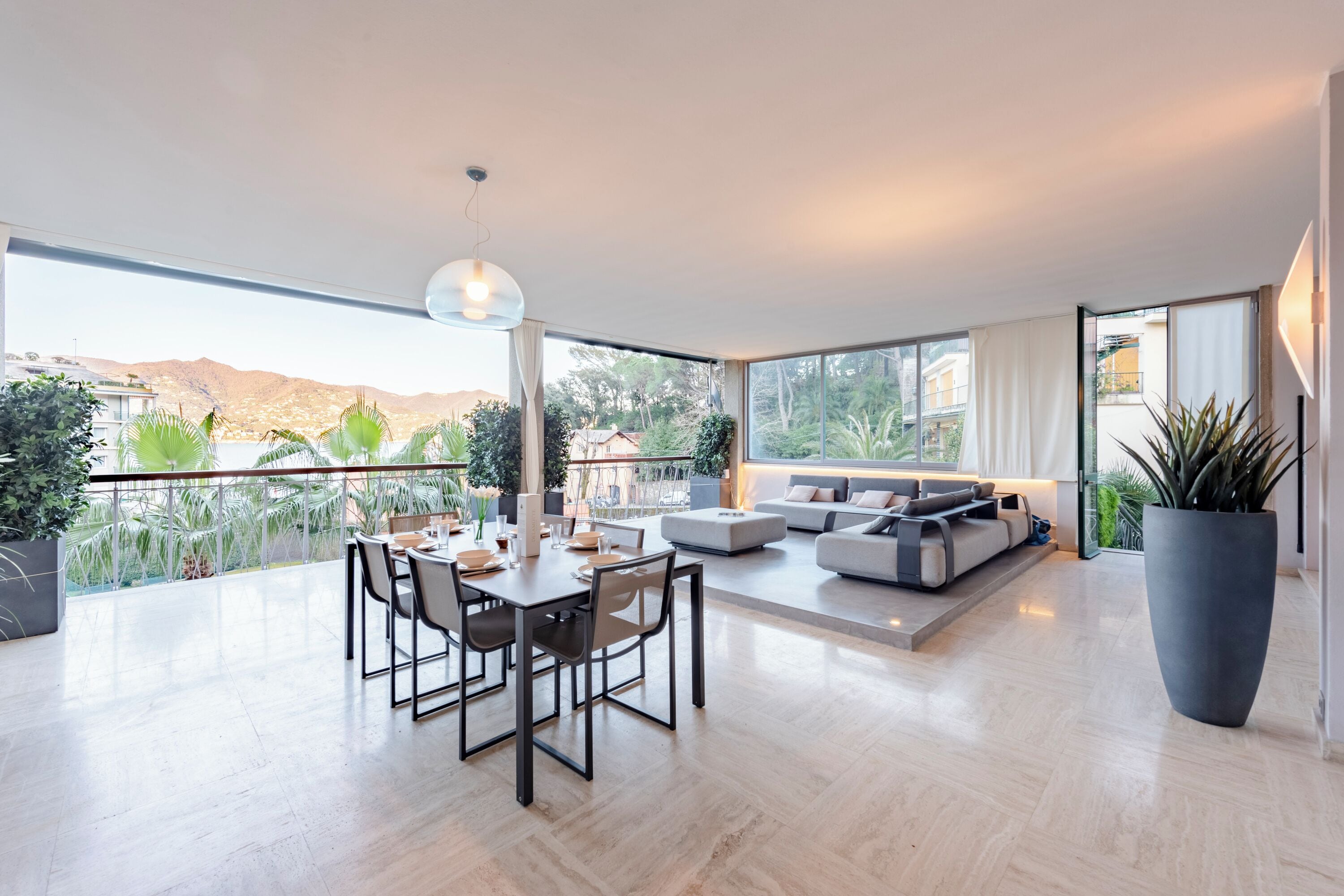 Family Apartment, Multiple Bedrooms, 2 Bathrooms (Sea View Terrace In Santa Margherita) | Living area | 21-inch flat-screen TV with cable channels