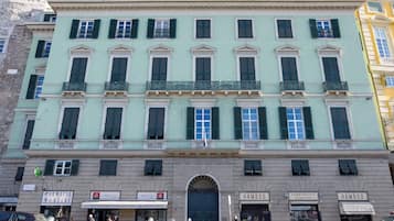 Standard Apartment, Multiple Bedrooms, Sea Facing (Sea View Apartment Next To Acquarium) | Exterior