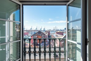 Standard Apartment, Multiple Bedrooms, Sea Facing (Sea View Apartment Next To Acquarium) | Interior - Sea View Apartment Next To Acquarium (Genoa)