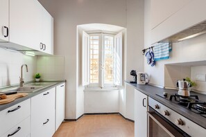 Family House, 2 Bedrooms, 2 Bathrooms (Villa Ottone Gambaro- Seaside) | Private kitchen | Fridge, microwave, oven, stovetop