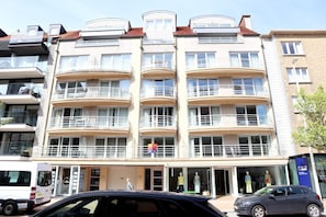 Exterior - Apartment in Nieuwpoort with Ocean Views (Nieuwpoort)