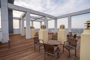 Sundeck - Golden Planet Hotel Pyeongtaek (Pyeongtaek)