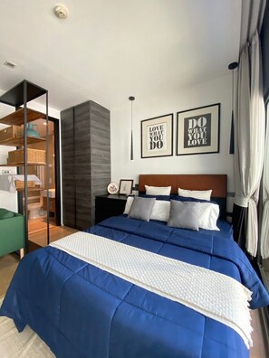 1 chambre, fer et planche à repasser, Wi-Fi, draps fournis