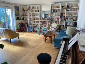 Interior - Appartement Familial Confort Avec Balcon à 15mn du Centre de Paris (Romainville)
