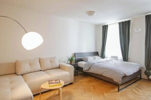 1 chambre, fer et planche à repasser, Wi-Fi, literie fournie