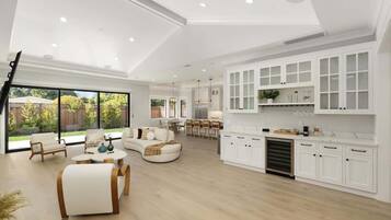 TV, fireplace, offices