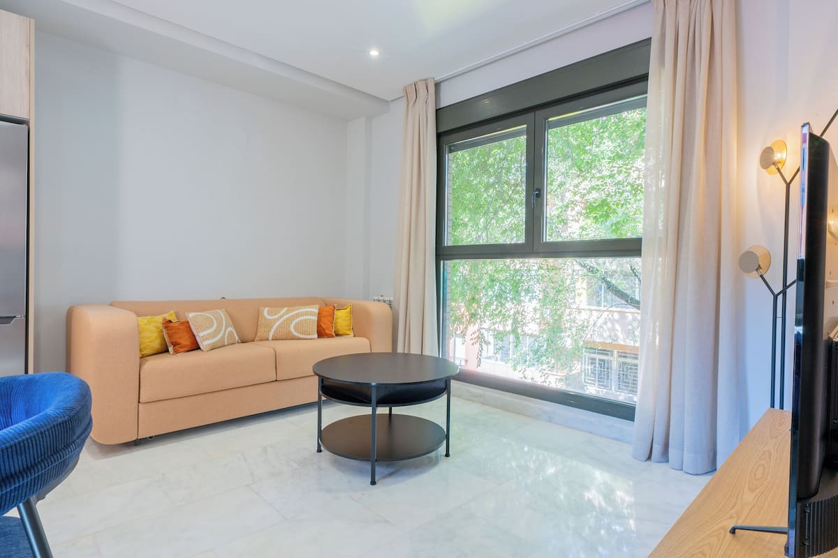 Apartment, 2 Bedrooms | Living area