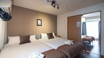 Classic Apartment | 2 bedrooms, desk, free WiFi