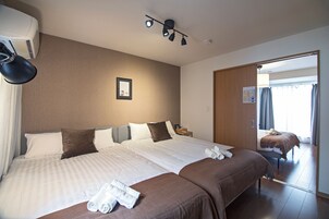 Classic Apartment | 2 bedrooms, desk, free WiFi