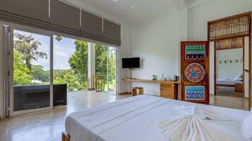 Suite Deluxe | 1 dormitorio, escritorio, espacio para trabajar con un portátil