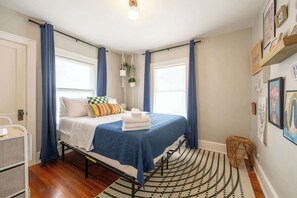 2 camere, una scrivania, ferro/asse da stiro, Wi-Fi