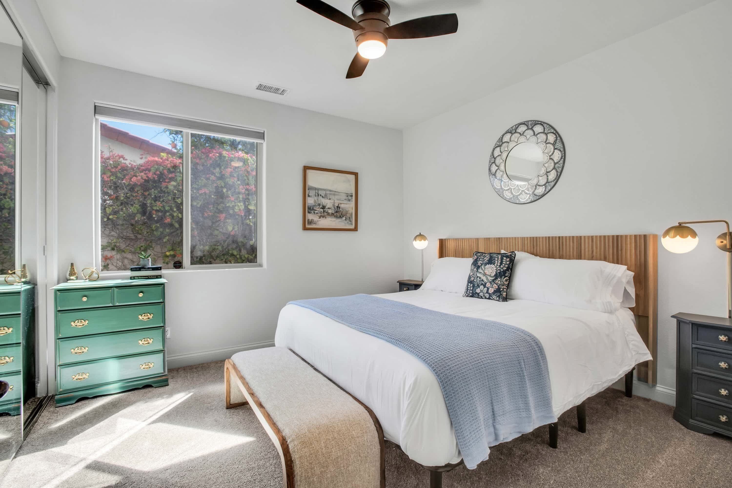 3 bedrooms, desk, iron/ironing board, WiFi