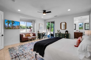 3 bedrooms, desk, iron/ironing board, WiFi