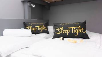 3 quartos, ferros/tábuas de passar roupa, Wi-Fi, roupa de cama