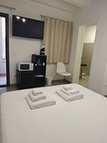 Exclusive-værelse | Premium-sengetøj, senge med madrasser af memory foam, minibar