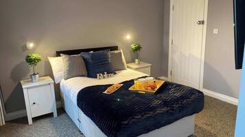 9 camere, ferro/asse da stiro, Wi-Fi, lenzuola