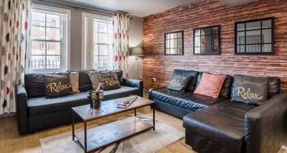 The Gathering 3 - Chester City Centre â Sleeps 14